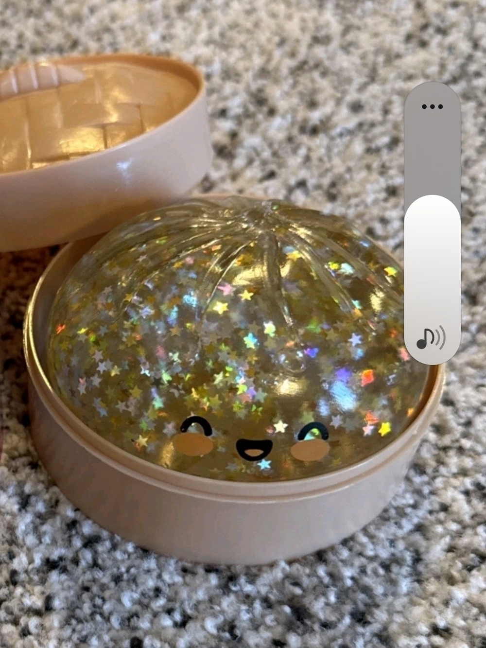 rare Starlight Mystery Dumpling gold glitter squishy toy